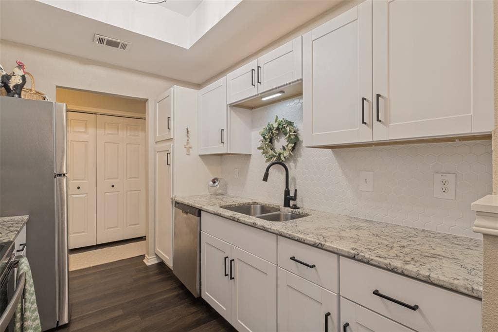 8600 Coppertowne Lane, #600, Dallas, TX 75243 8600 Coppertowne Lane, #600, Dallas, TX 75243