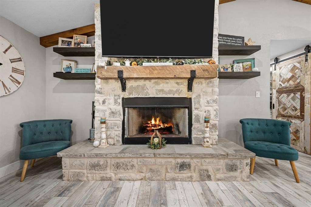 6101 Wild Cat Knob Road, Tolar, TX 76476