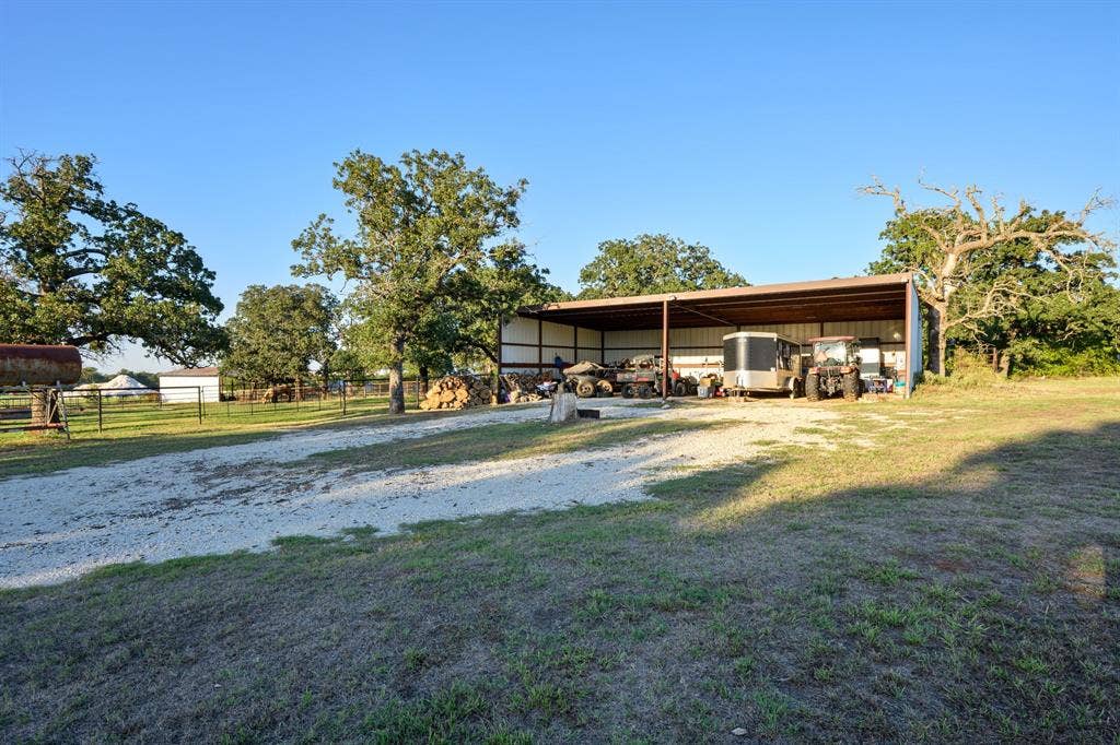 6101 Wild Cat Knob Road, Tolar, TX 76476