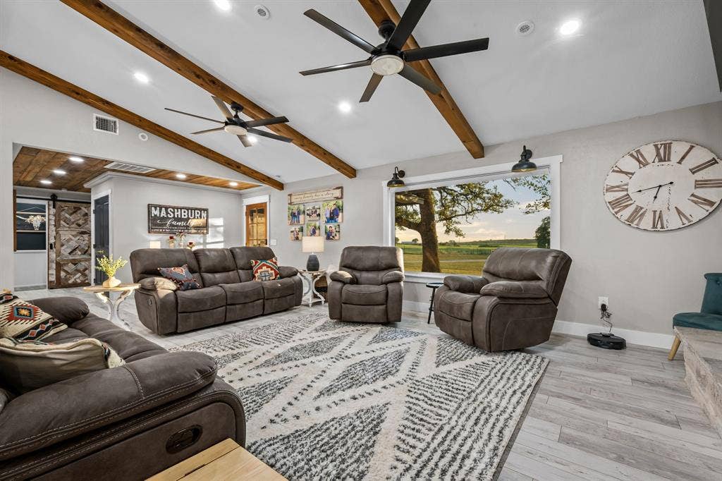 6101 Wild Cat Knob Road, Tolar, TX 76476