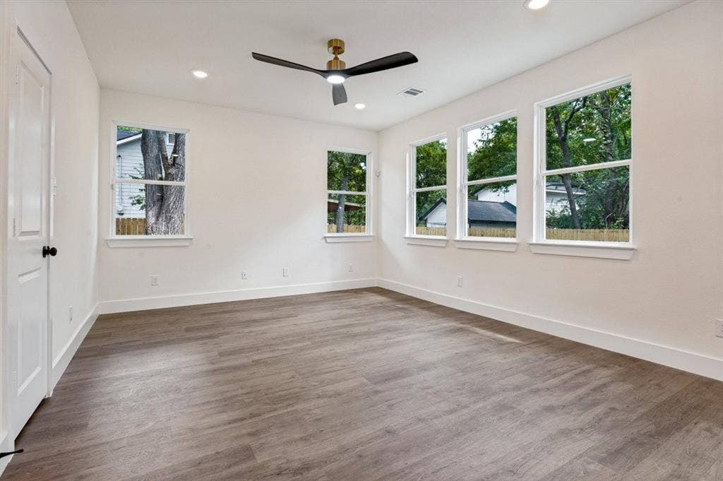 8916 Whitehall Lane, Dallas, TX 75232