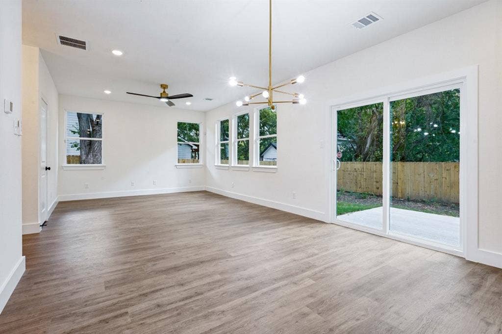 8916 Whitehall Lane, Dallas, TX 75232