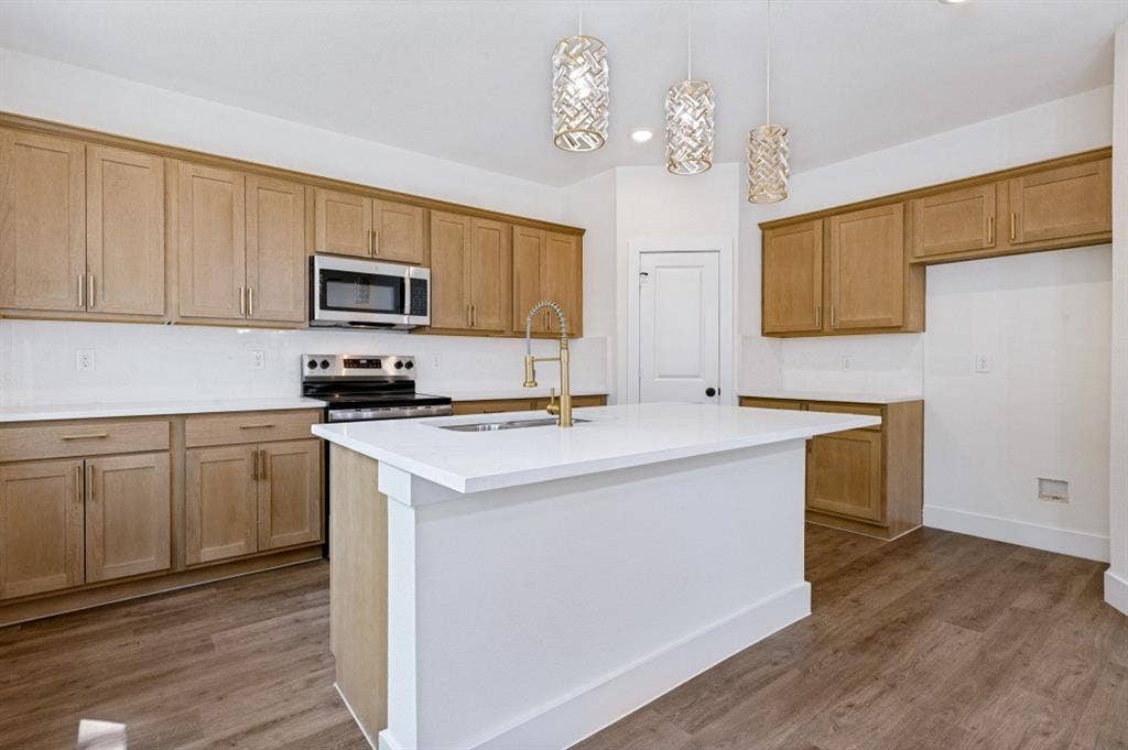 8916 Whitehall Lane, Dallas, TX 75232