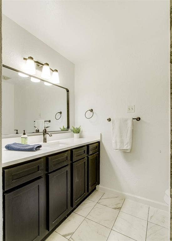6023 E University Boulevard, #204, Dallas, TX 75206