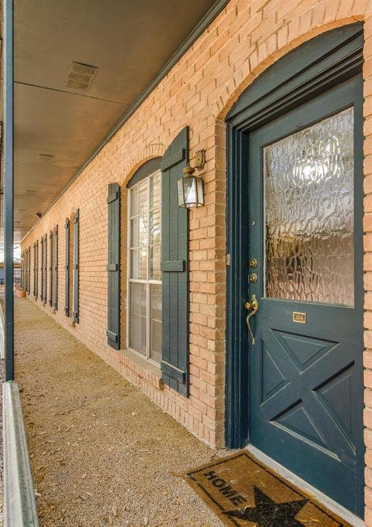 6023 E University Boulevard, #204, Dallas, TX 75206