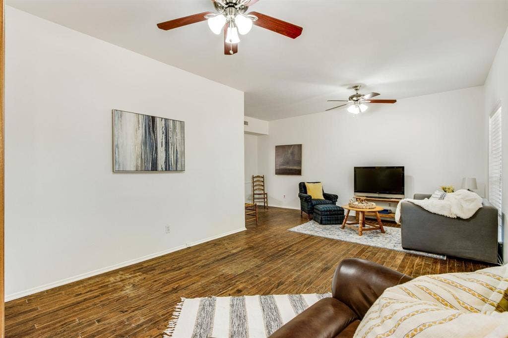 6023 E University Boulevard, #204, Dallas, TX 75206