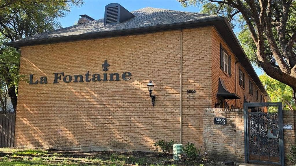 6023 E University Boulevard, #204, Dallas, TX 75206