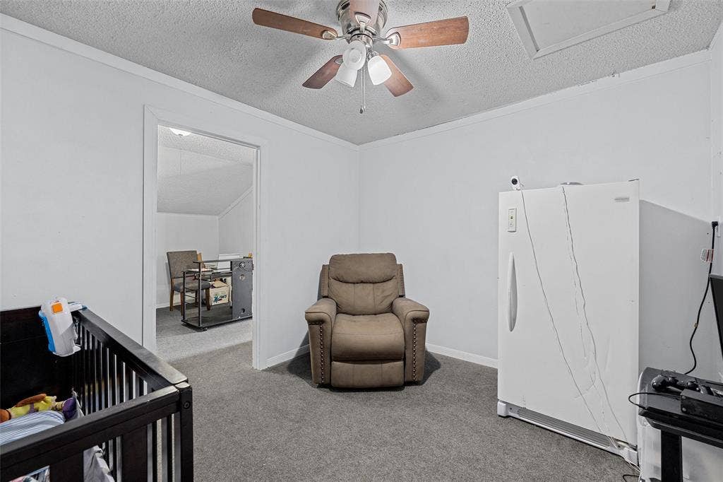 129 Texas Avenue, Hewitt, TX 76643