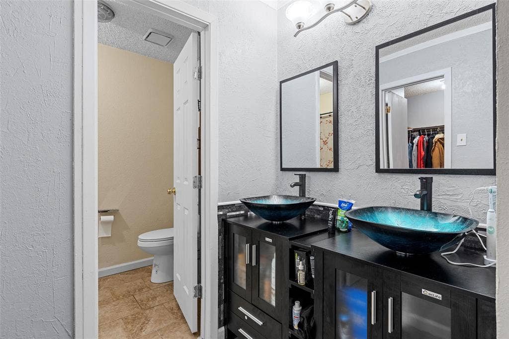 129 Texas Avenue, Hewitt, TX 76643