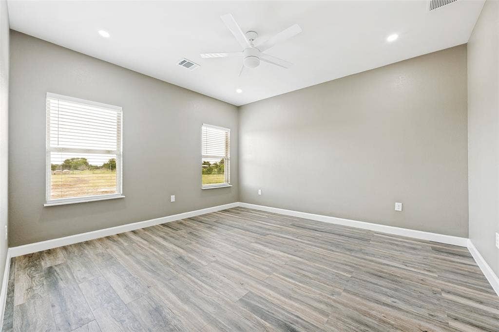 3712 County Road 1102, Celeste, TX 75423
