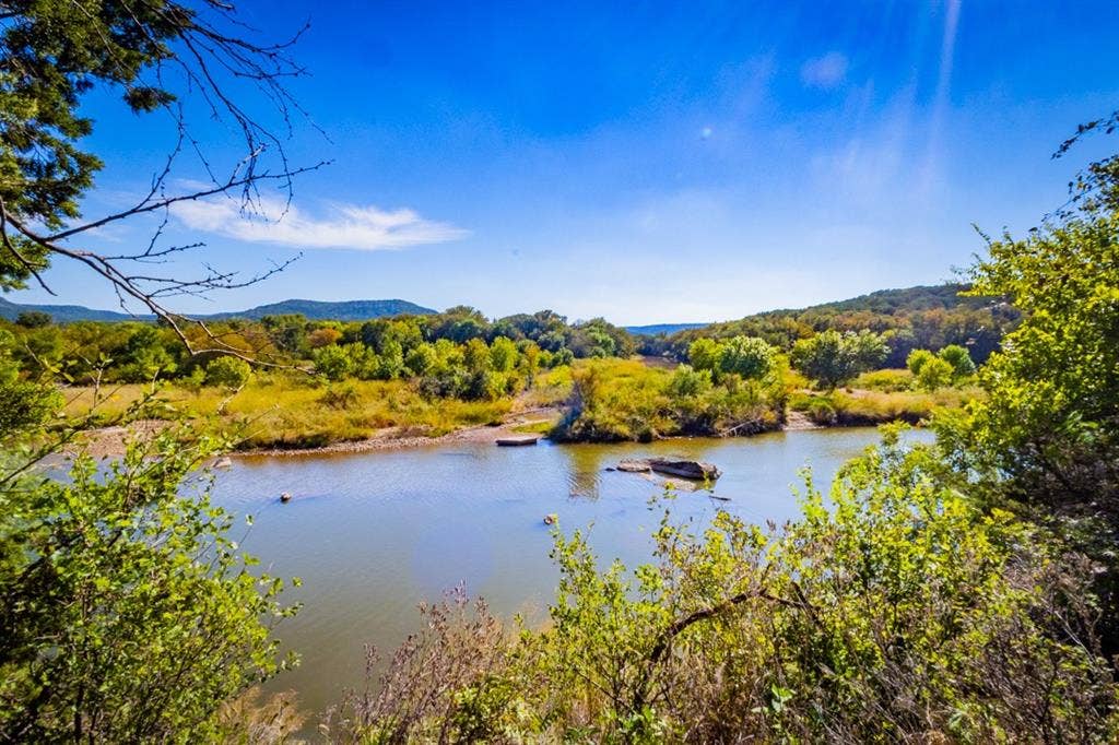 2024 Jesses Run Road, Graford, TX 76449