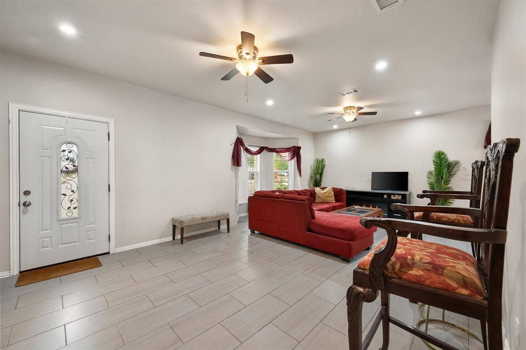 407 Hitt Street, Seagoville, TX 75159 407 Hitt Street, Seagoville, TX 75159