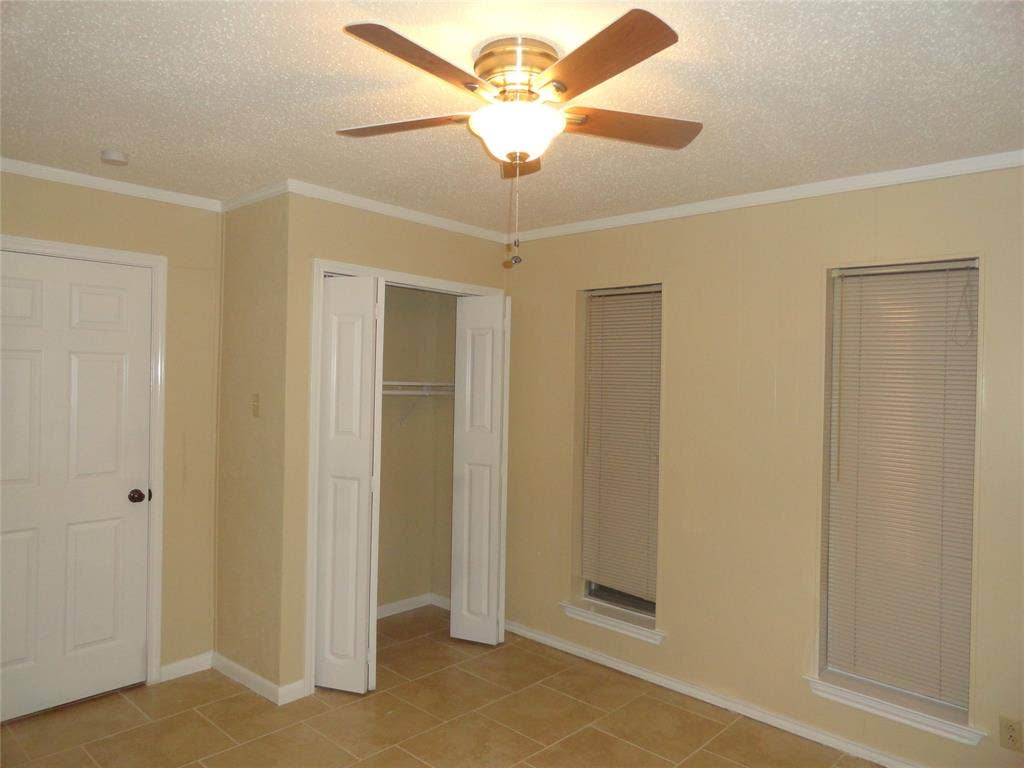 1809 Santa Clara Court, Grand Prairie, TX 75051 1809 Santa Clara Court, Grand Prairie, TX 75051