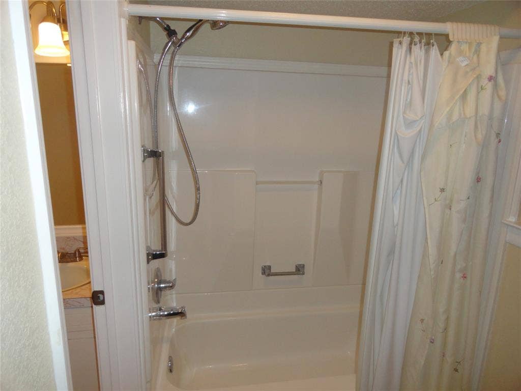 1809 Santa Clara Court, Grand Prairie, TX 75051 1809 Santa Clara Court, Grand Prairie, TX 75051