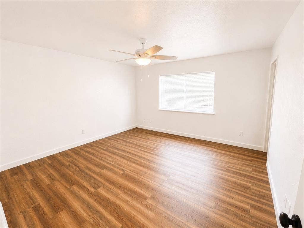 542 Hanover Drive, Allen, TX 75002 542 Hanover Drive, Allen, TX 75002