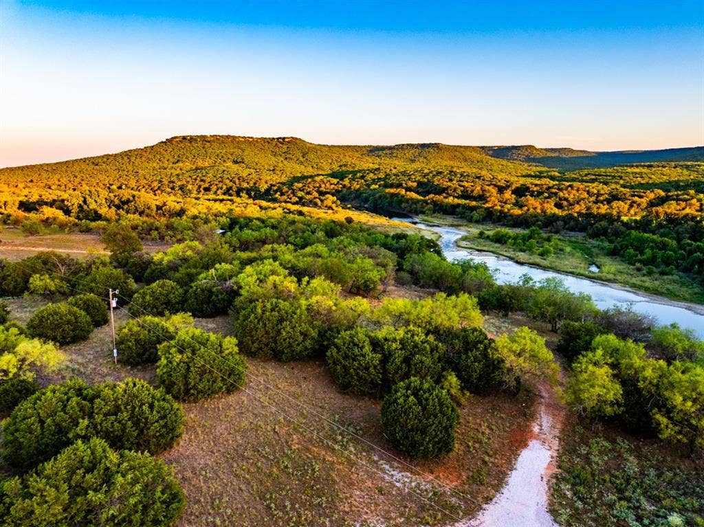 2023 Jesse's Run Rd, Graford, TX 76449