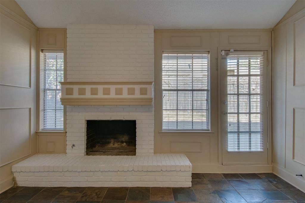 5605 Trails Edge Drive, Arlington, TX 76017