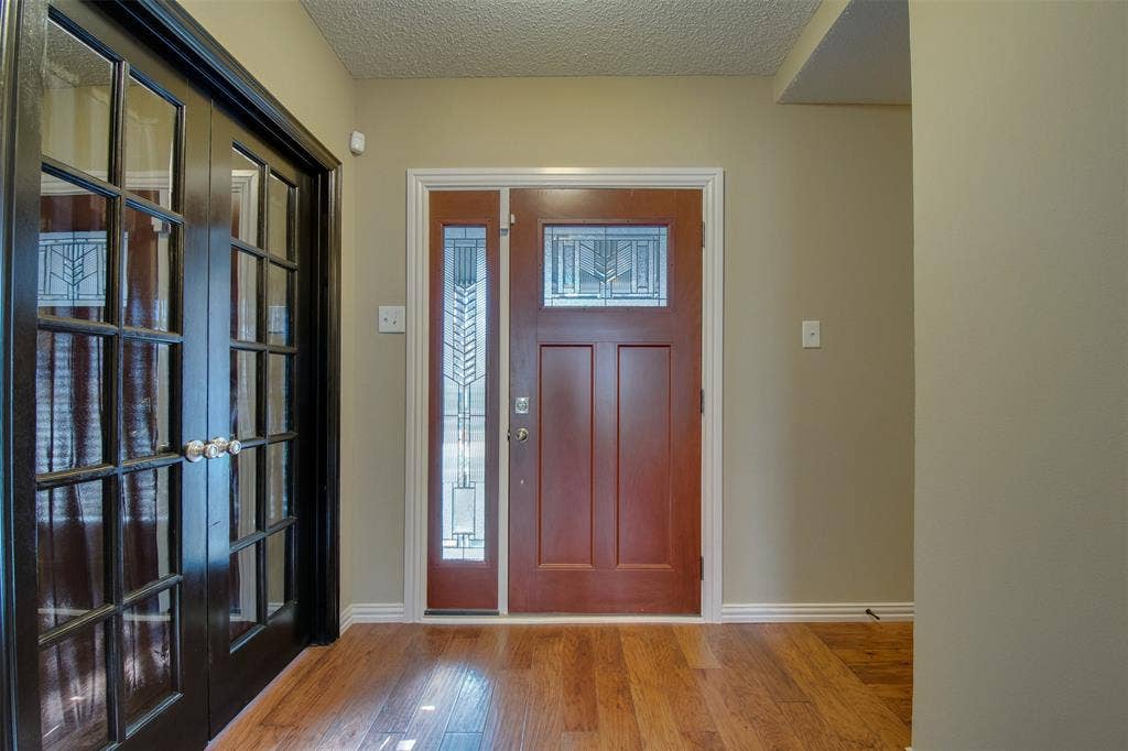 5605 Trails Edge Drive, Arlington, TX 76017