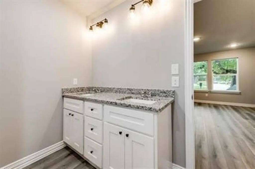 1118 Oak Drive, Denison, TX 75020 1118 Oak Drive, Denison, TX 75020