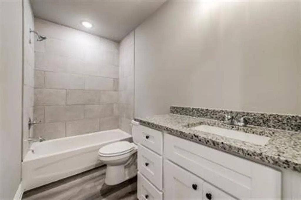 1118 Oak Drive, Denison, TX 75020 1118 Oak Drive, Denison, TX 75020