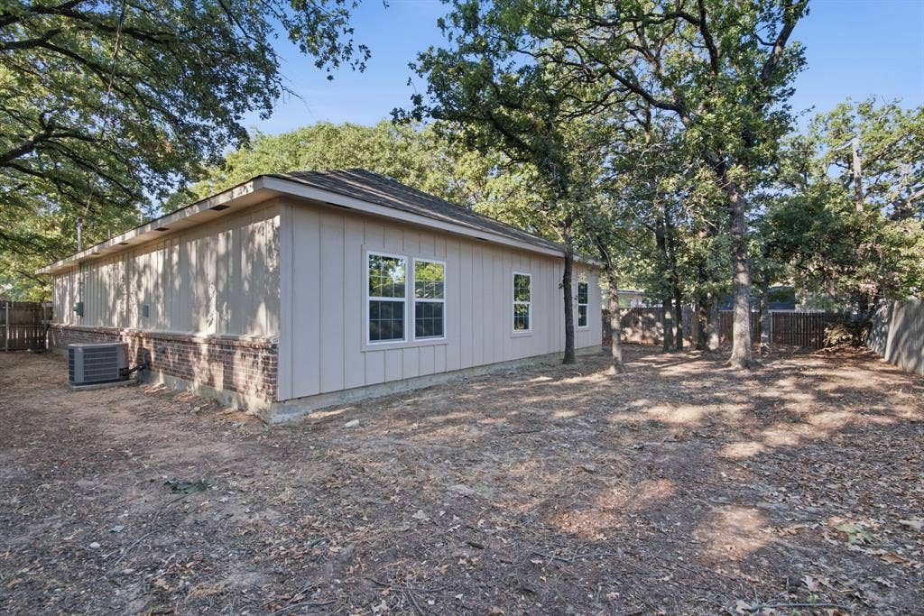 1837 Jennifer #A Court, Pelican Bay, TX 76020