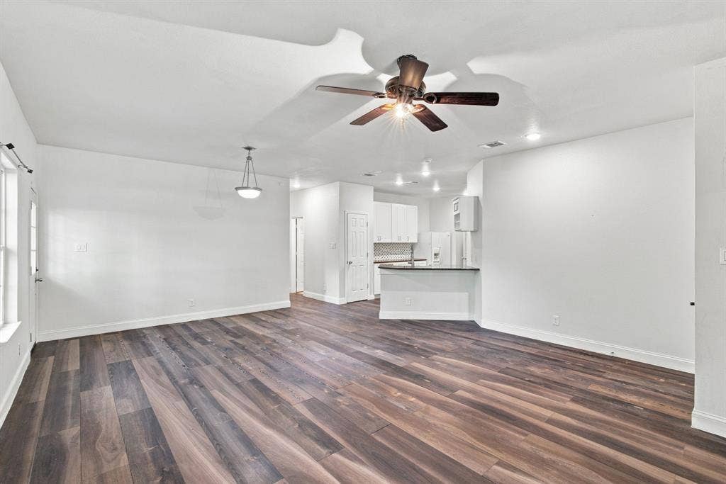 1837 Jennifer #A Court, Pelican Bay, TX 76020
