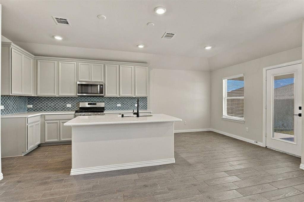 5117 Del Monte Drive, Denton, TX 76207