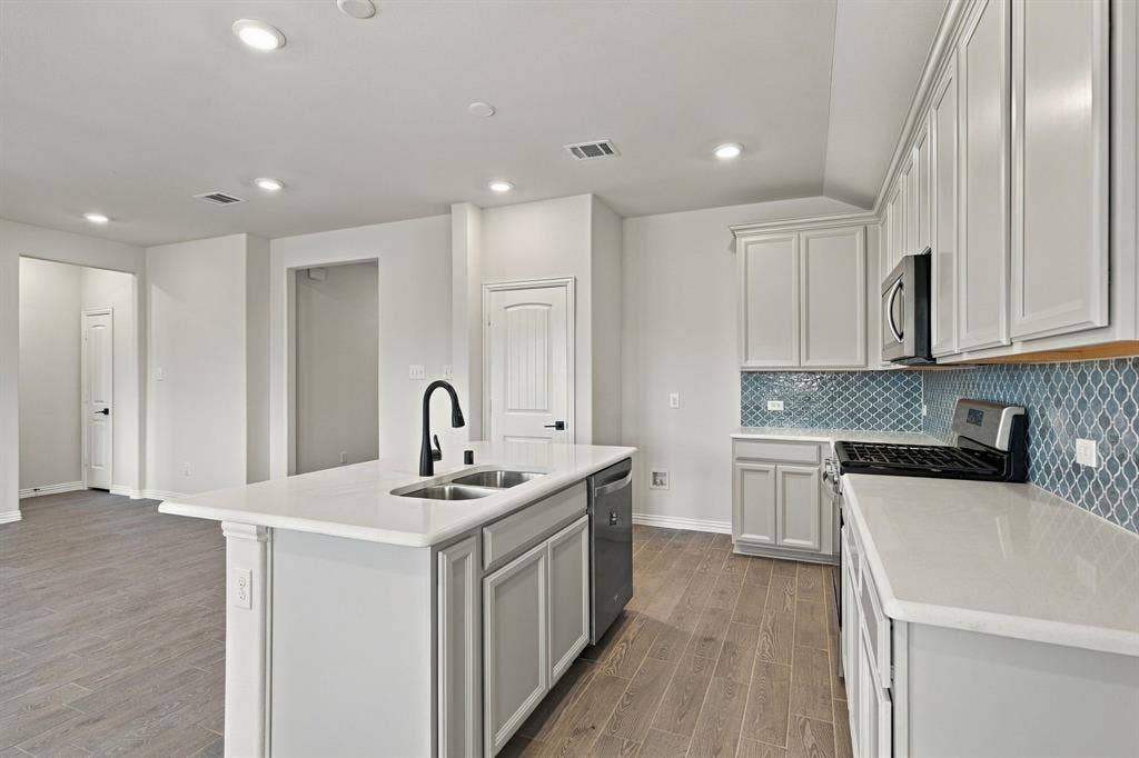 5117 Del Monte Drive, Denton, TX 76207