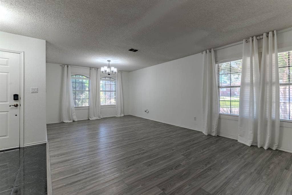 3002 Cedar Crest Drive, McKinney, TX 75070 3002 Cedar Crest Drive, McKinney, TX 75070