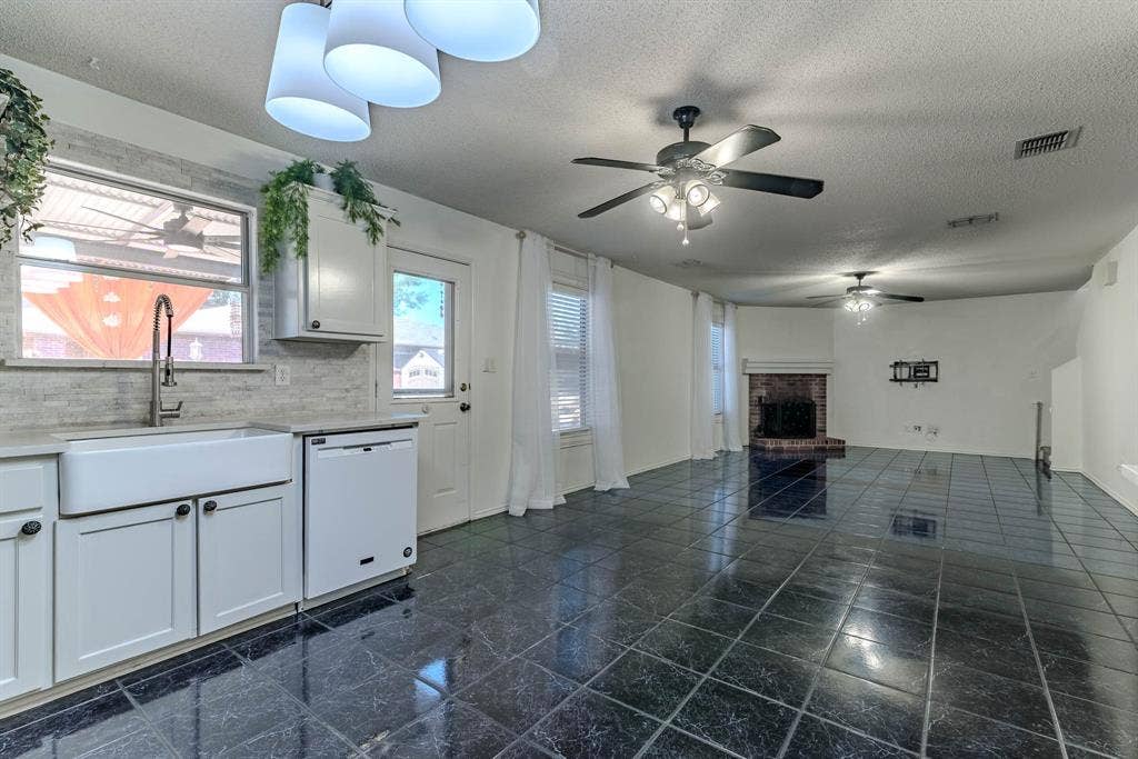 3002 Cedar Crest Drive, McKinney, TX 75070 3002 Cedar Crest Drive, McKinney, TX 75070
