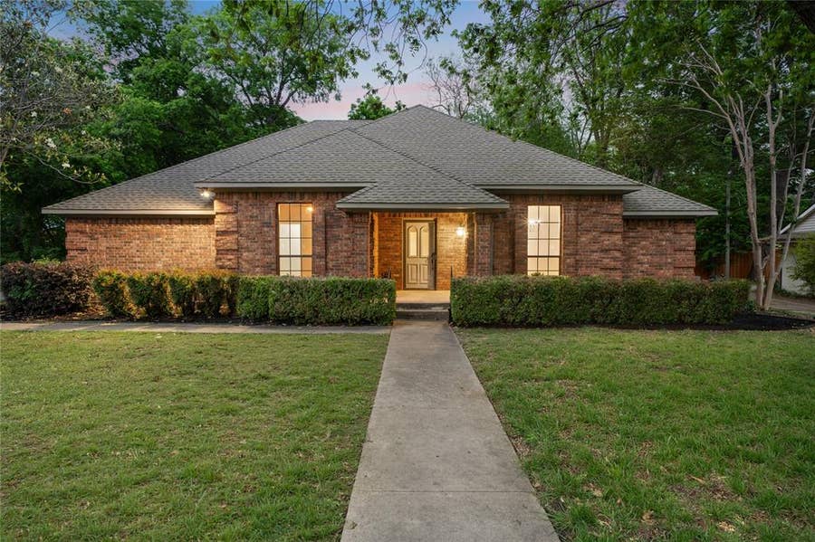 Property photo for 306 Westpark Drive N, McKinney, TX