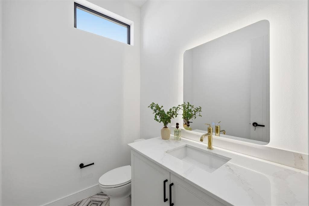 4635 Manett Street, #109, Dallas, TX 75204 4635 Manett Street, #109, Dallas, TX 75204