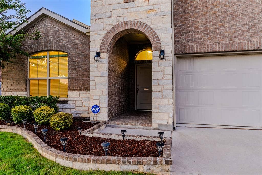 540 Dunmore Drive, Haslet, TX 76052