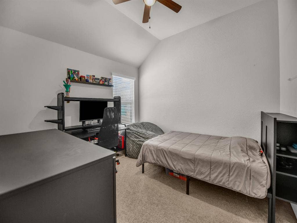 15129 Fleet Hill Road, Weatherford, TX 76008