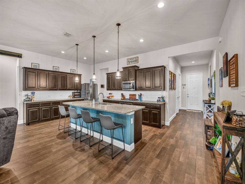 15129 Fleet Hill Road, Weatherford, TX 76008