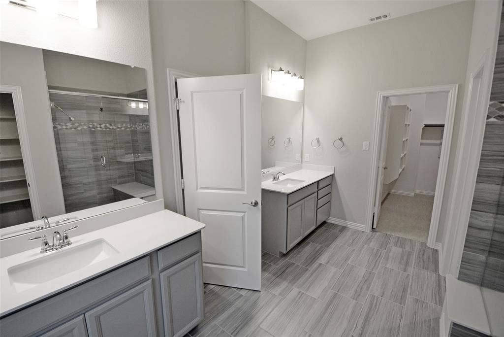 5626 Niagara Road, The Colony, TX 75056