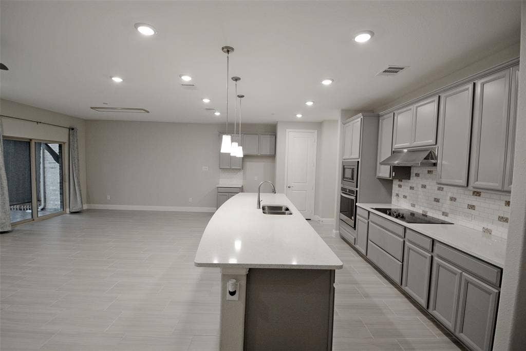 5626 Niagara Road, The Colony, TX 75056