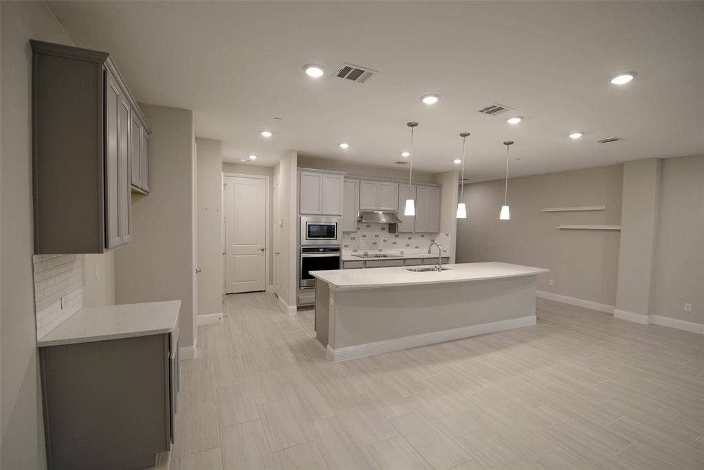 5626 Niagara Road, The Colony, TX 75056
