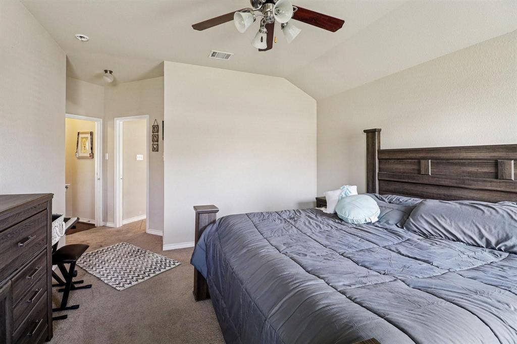 8221 Mule Deer Run, Fort Worth, TX 76179