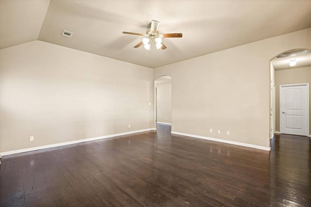 2064 Leonard Ranch Road, Fort Worth, TX 76134