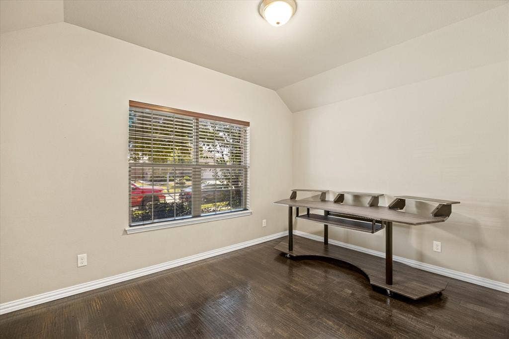 2064 Leonard Ranch Road, Fort Worth, TX 76134