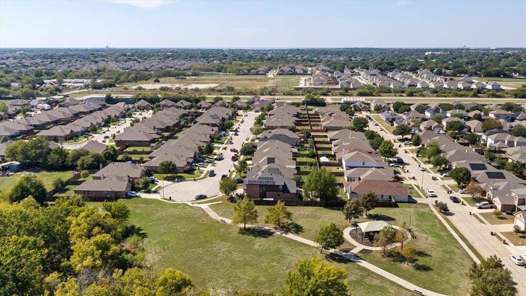 2064 Leonard Ranch Road, Fort Worth, TX 76134