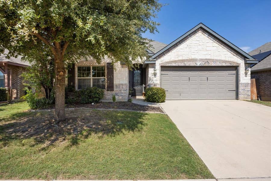 Property photo for 2064 Leonard Ranch Road, Fort Worth, TX