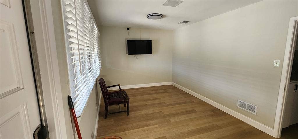 1050 N Belt line Road, #103, Mesquite, TX 75149 1050 N Belt line Road, #103, Mesquite, TX 75149