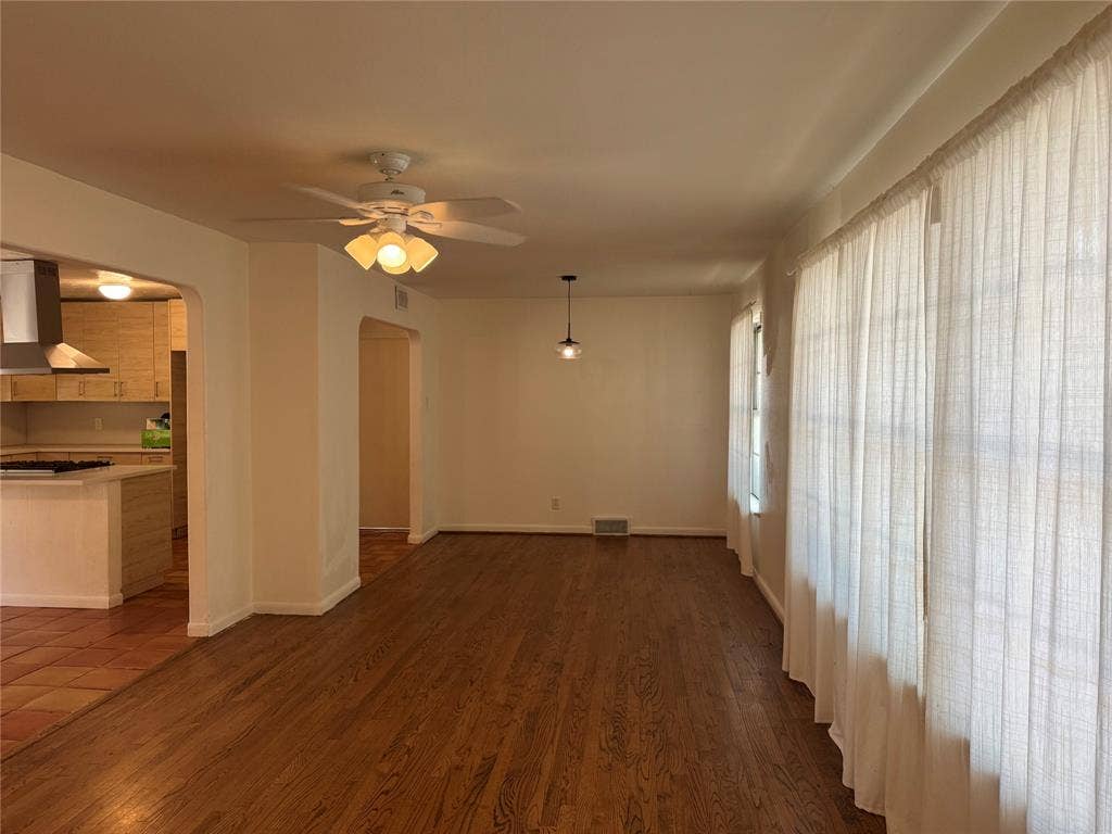 514 W Ridgewood Drive, Garland, TX 75041 514 W Ridgewood Drive, Garland, TX 75041