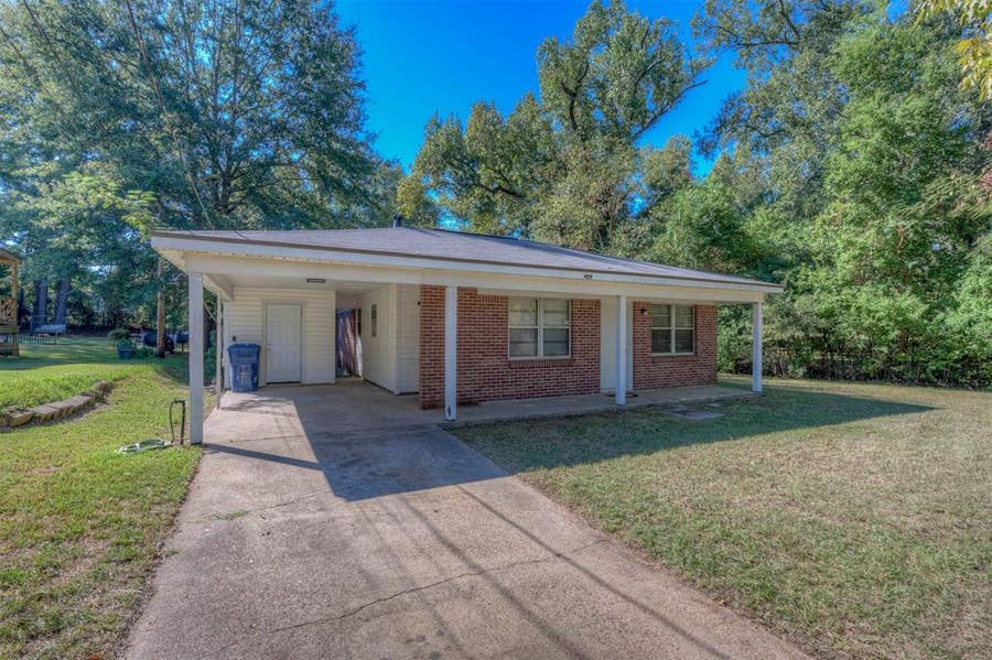 Property photo for 409 Francis Avenue, Mooringsport, LA