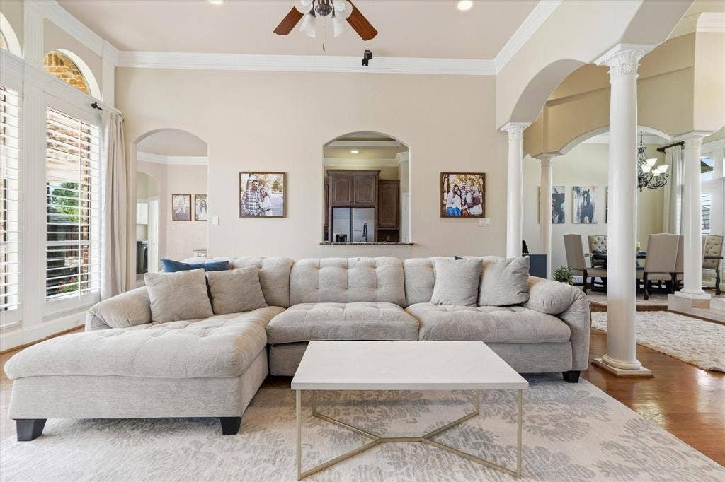 8200 Edgemont Court, North Richland Hills, TX 76182 8200 Edgemont Court, North Richland Hills, TX 76182