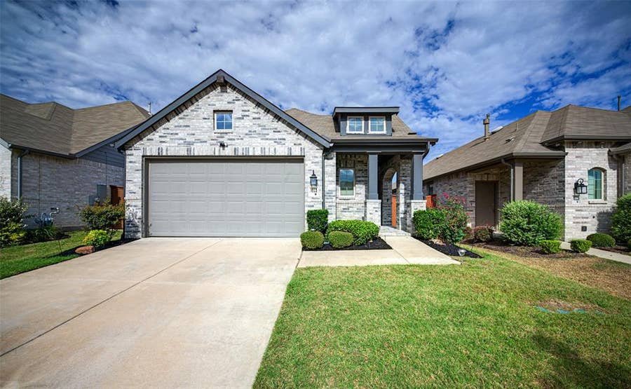 Property photo for 3911 Spencer Lane, Heartland, TX