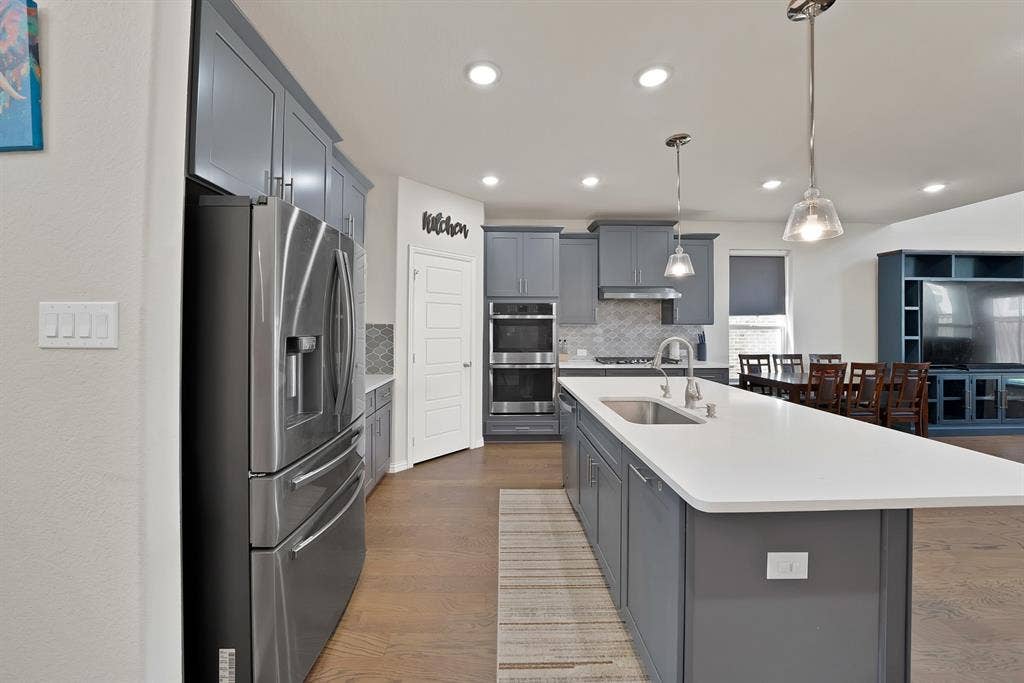 2425 Muirfield Drive, Little Elm, TX 75036