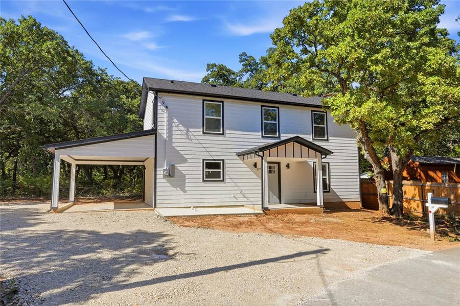 Property photo for 327 Boone, Alvarado, TX